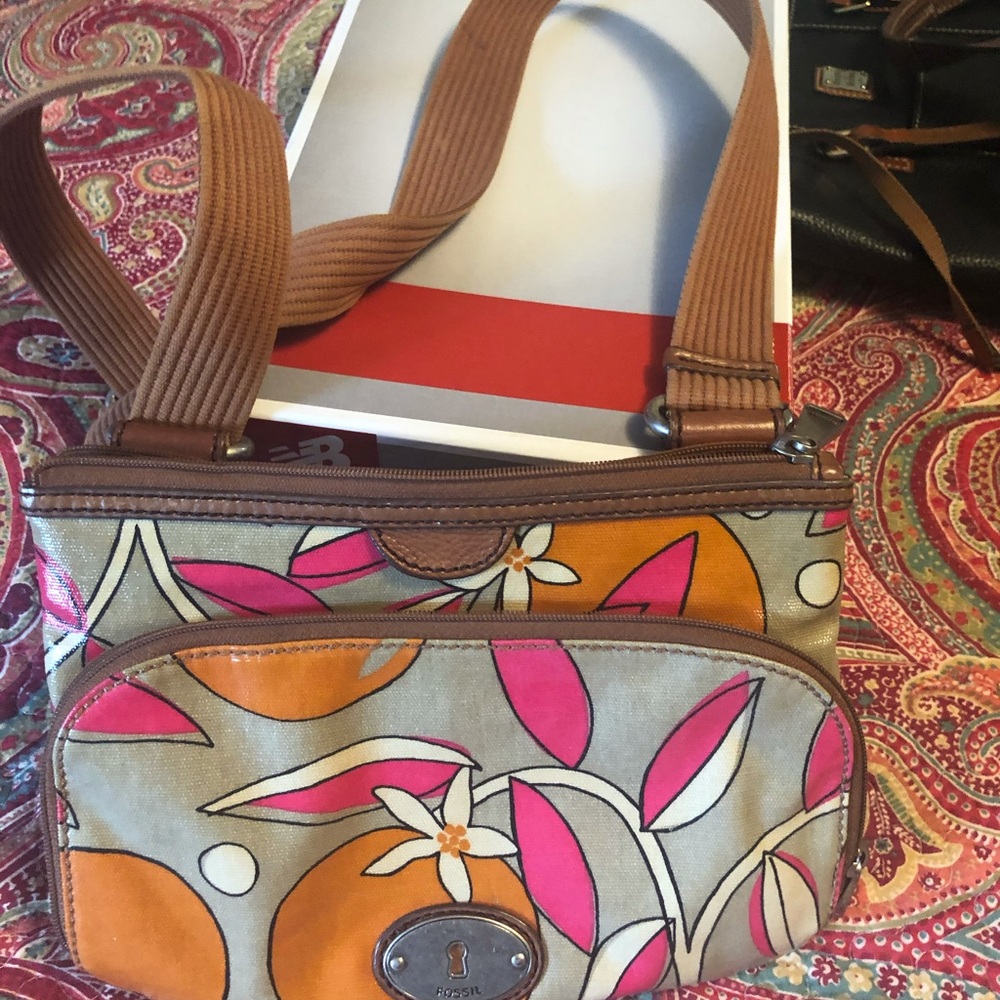 Fossil floral crossbody